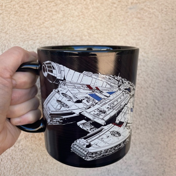 Star Wars coffee Mug Cup Millennium Falcon - Picture 2 of 6